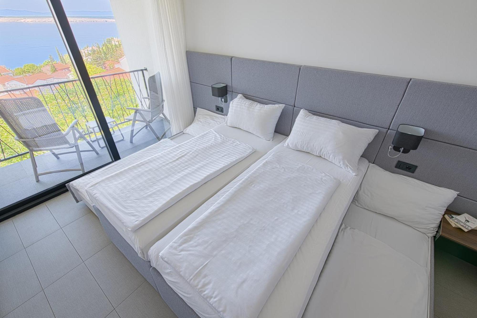 Paviljoni Omorika Hotel Crikvenica Exterior foto